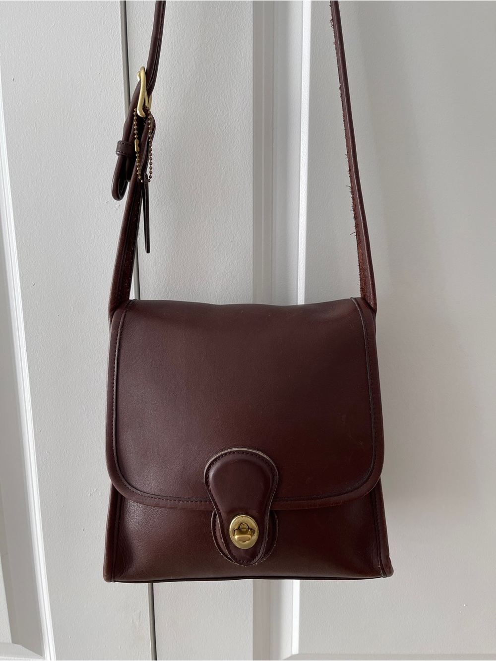 VINTAGE COACH SHELBURNE SHOULDER BAG